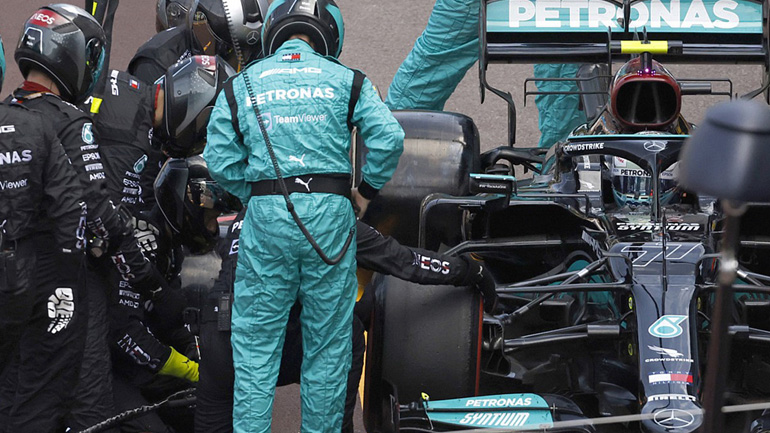 Δείτε πώς η Mercedes έβγαλε τον τροχό από το μονοθέσιο του Bottas